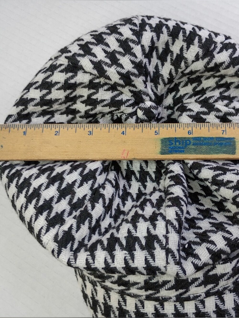 Vintage Houndstooth News Boy Cap Women's OSFM Hat Black/White Acrylic - Picture 11 of 11